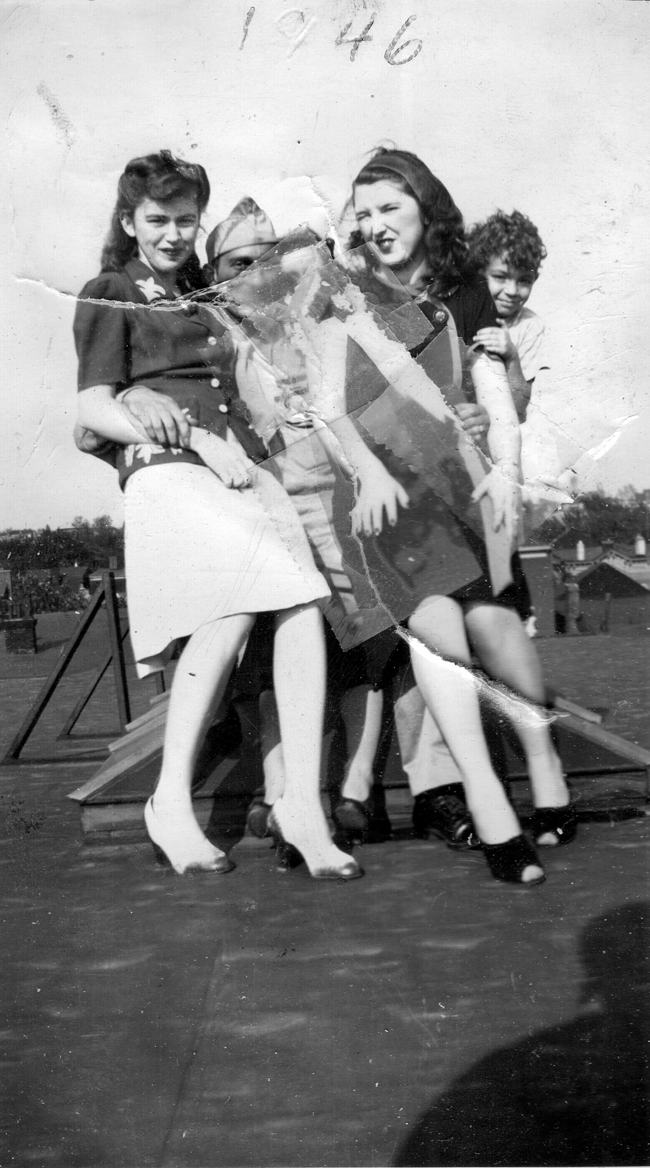 1946-00-00, 000, Irene, Gus, Ileen, Georgie