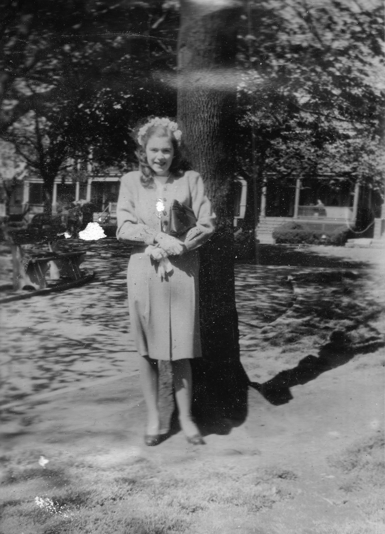 1946-04-00, 000, Irene