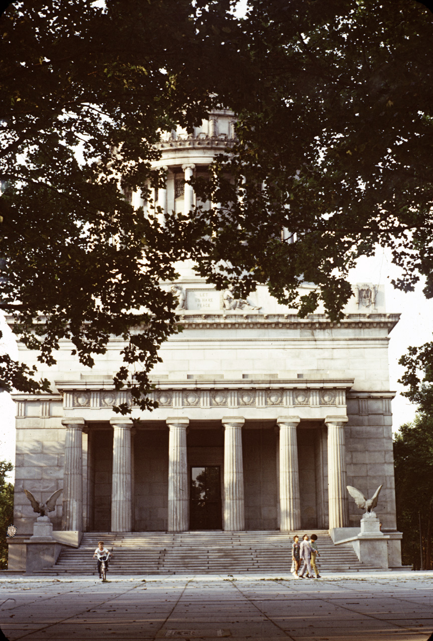 71-08-01, 047, Grants Tomb, NYC