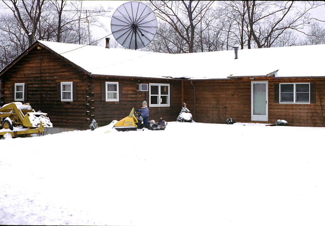 1989-12-29, 162, Brian on his Snowmobile, Dingmans Ferry, PA