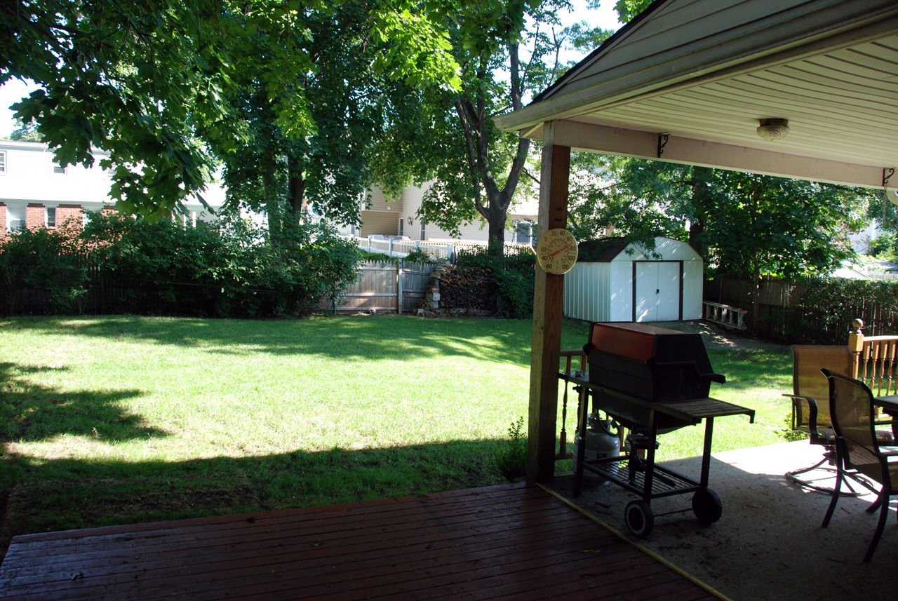 House, rear porch 02