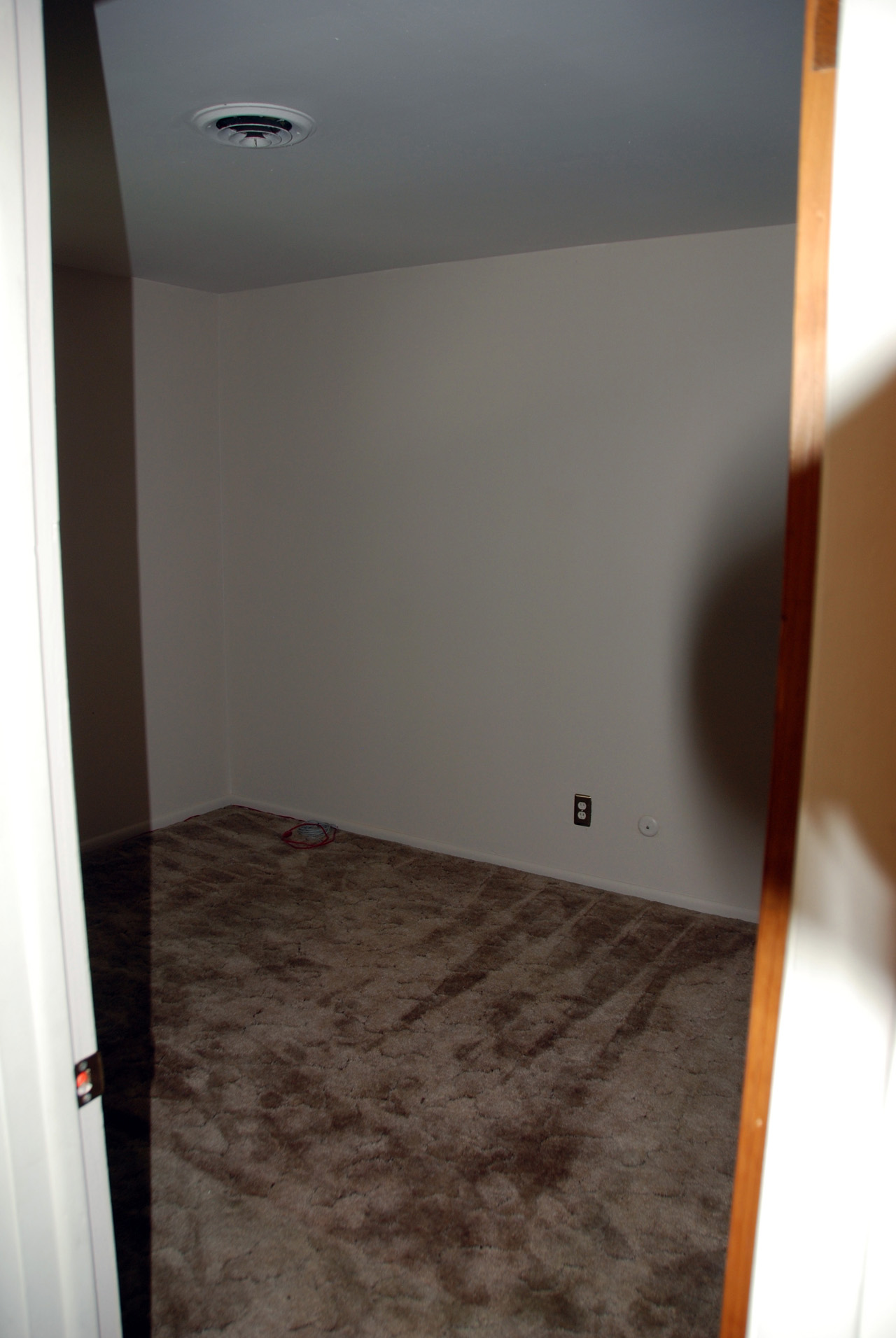 Spare bedroom 01