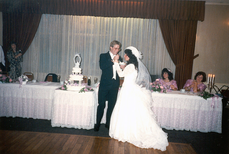 89-11-00, 23, Gene's Wedding