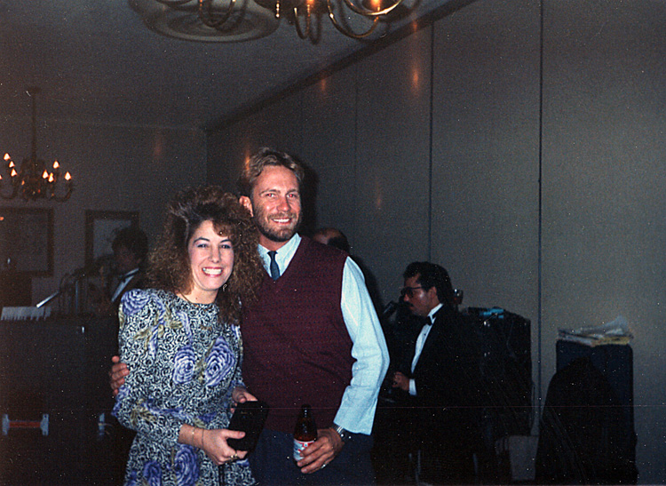 89-11-00, 32, Gene's Wedding