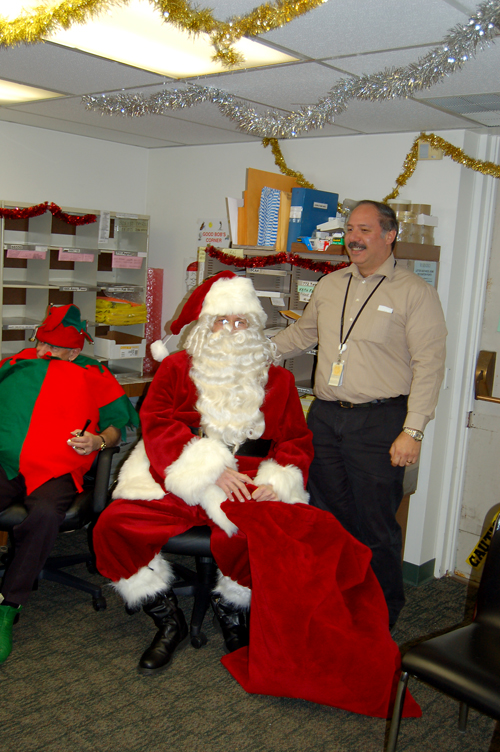 05-12-22, 15, Bob, Nick and Joe, ITT Mail Room Party
