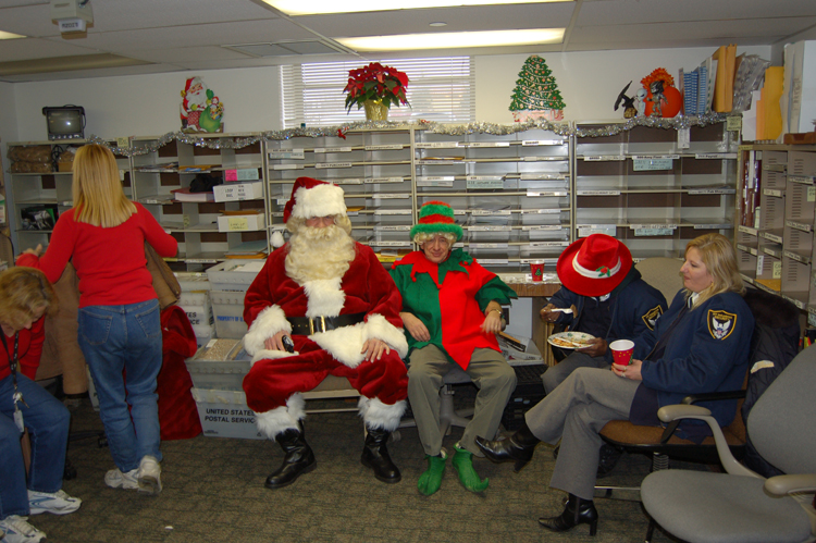06-12-22, 010, ITT Christmas Party