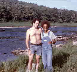 1977-06-01, 006, Gerry & Georgia, Delaware River, PA1